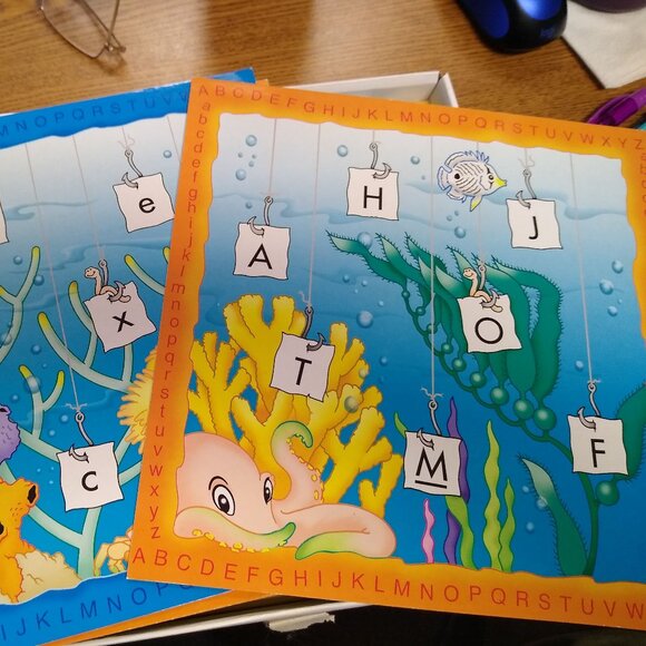 Discovery Toys - ABCs Alphabet Fishing Game - Picture 5 of 5